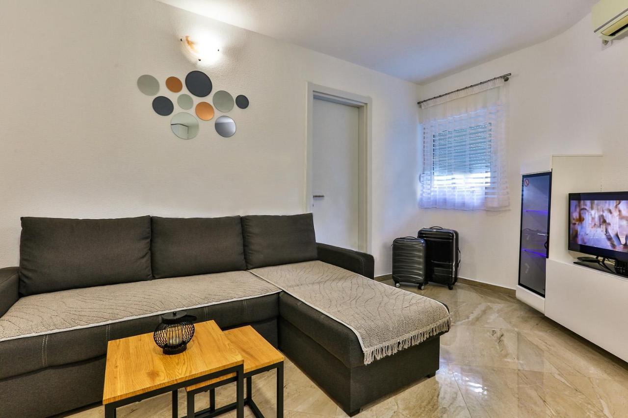 Zara Apartment Будва Экстерьер фото